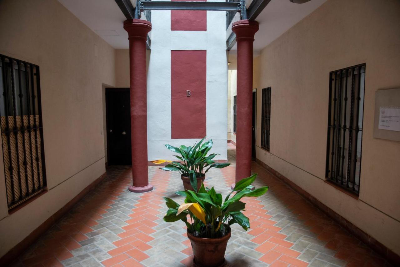 180 Home Apartamento En El Centro Buena Ubicacion Peral Севилья Экстерьер фото